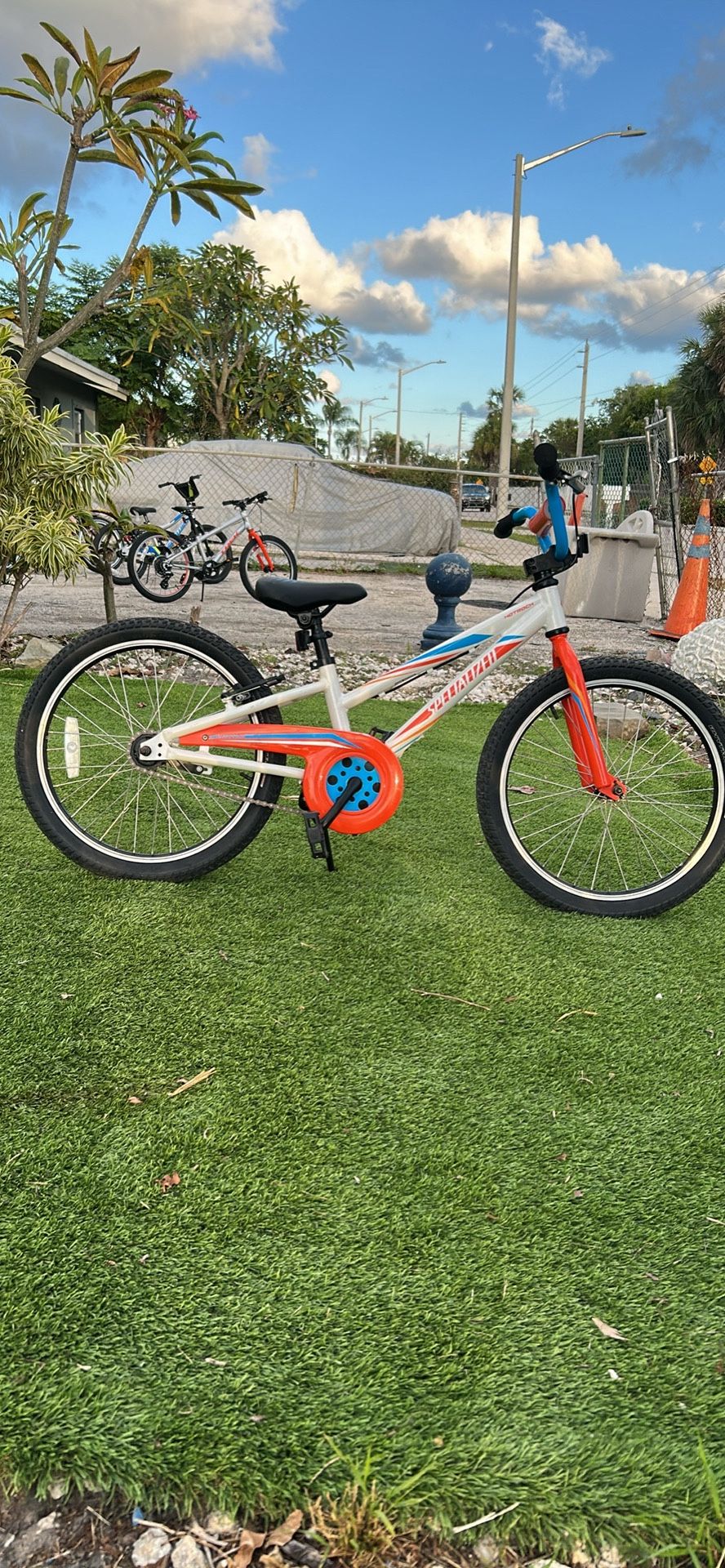 Specialized Hotrock 20. Aluminum