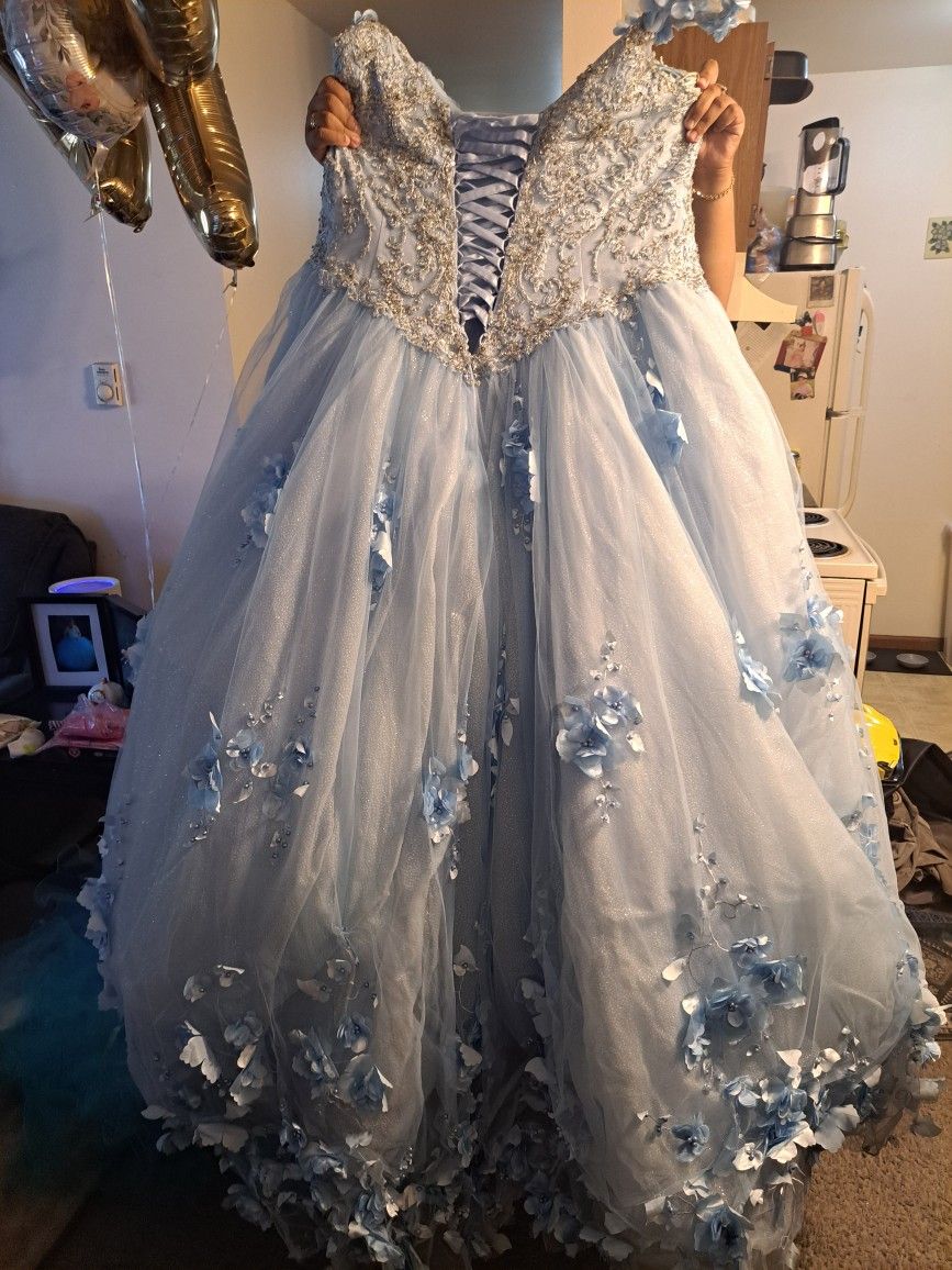 Quinceñera Dresses 2 Colors