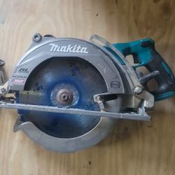 Makita 10 1/4 Cordless Saw Big Foot 40V