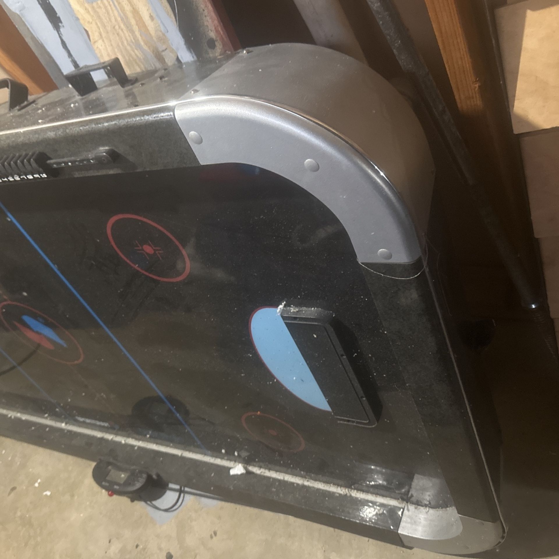 Air Hockey Table