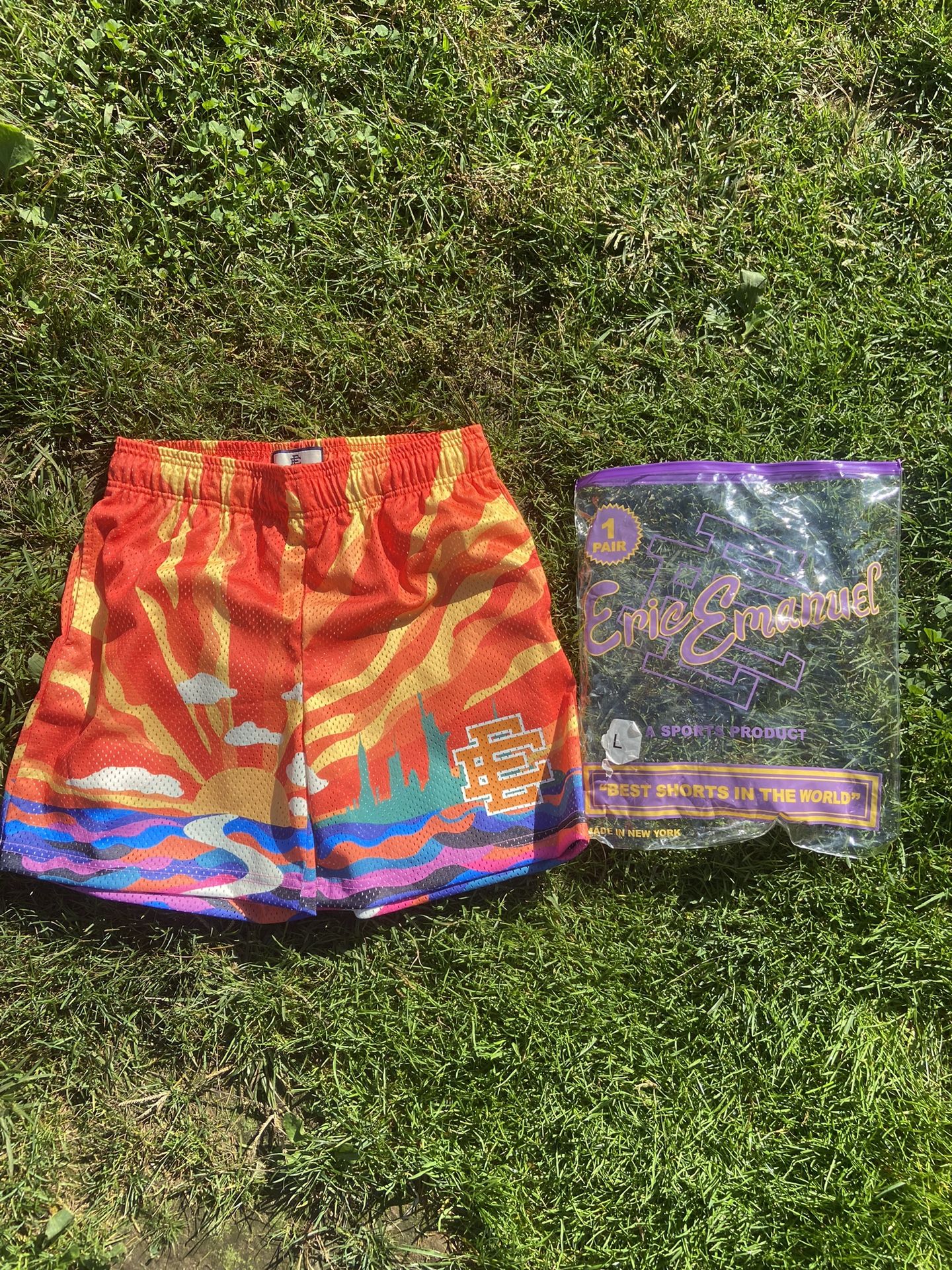 (Brand New) Nyc Sunset Yellow Eric Emanuel Shorts Men’s Large