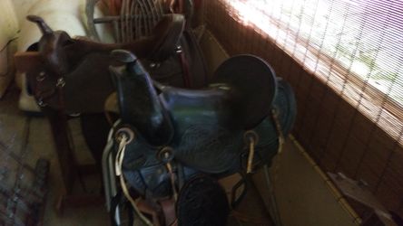 C J Higgen saddle