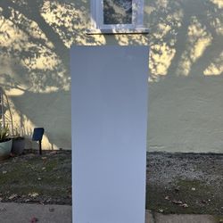 Hanging Medicine Cabinet 