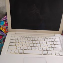 2009 MacBook-Dell Laptop-Small Laptop "READ FIRST"