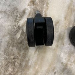 Herman Miller Aeron casters ( Off New Chair) 