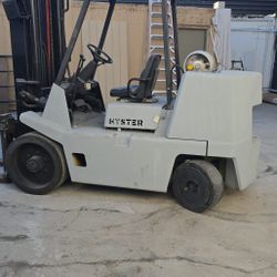 Vendo Forklift 