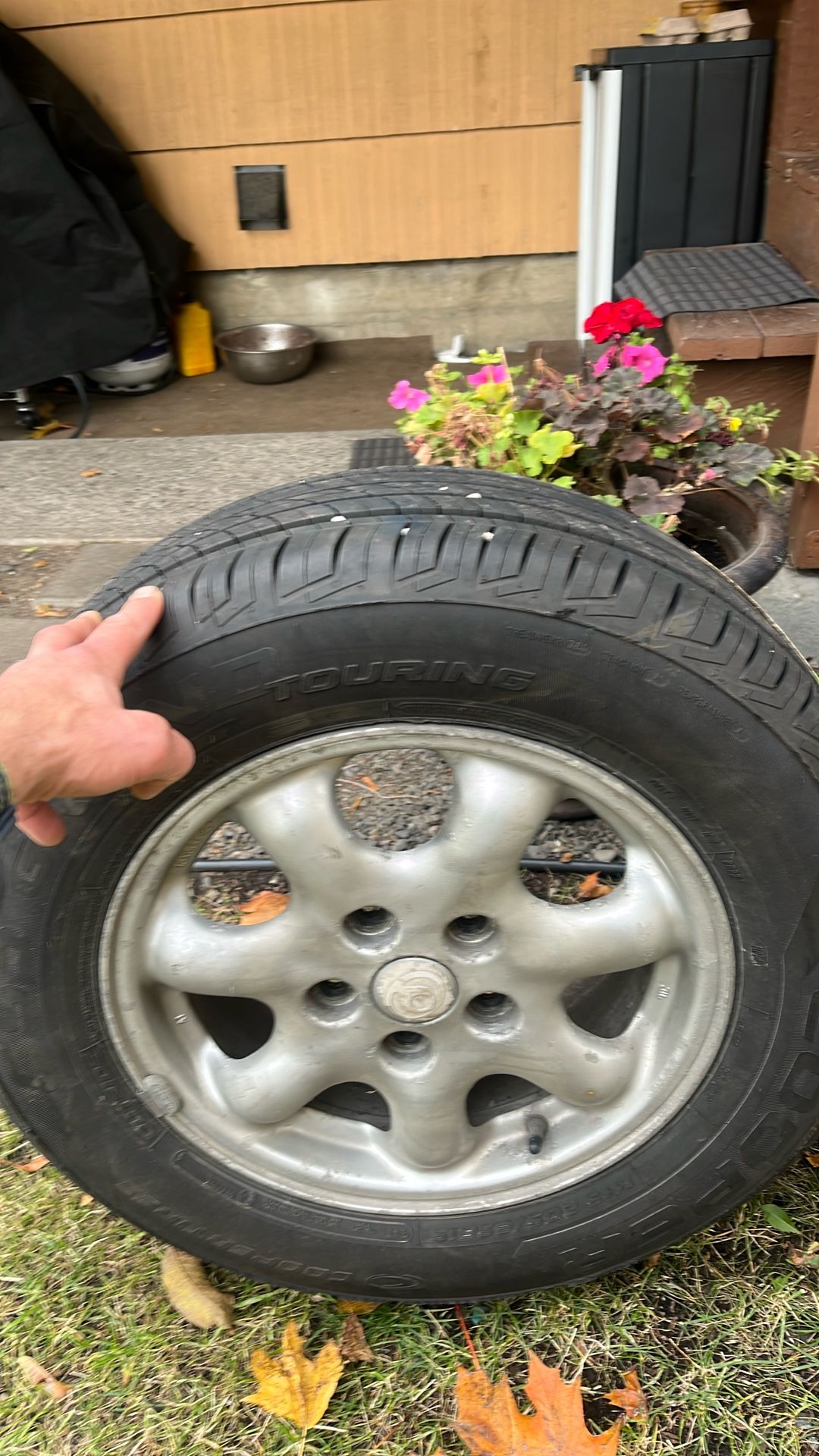 4 M+S Tires 205/65R15