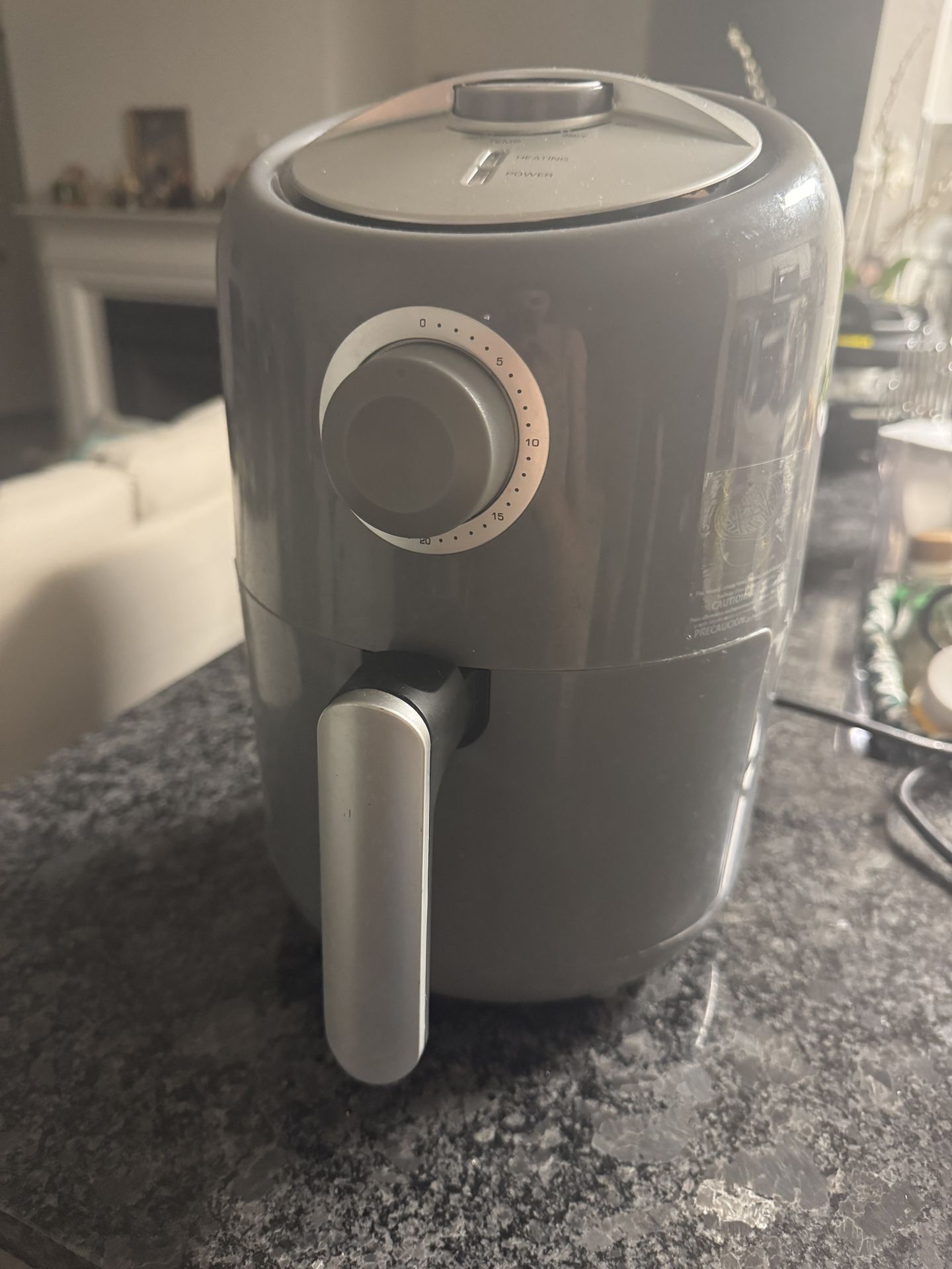 Air Fryer ( Farberware)1.9 Quart