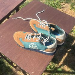 Tory Burch Shows Size 5 Woman’s