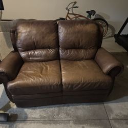 Brown Leather Loveseat recliner 