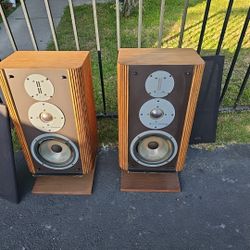 Infinity Speakers Need Refoam With Stands