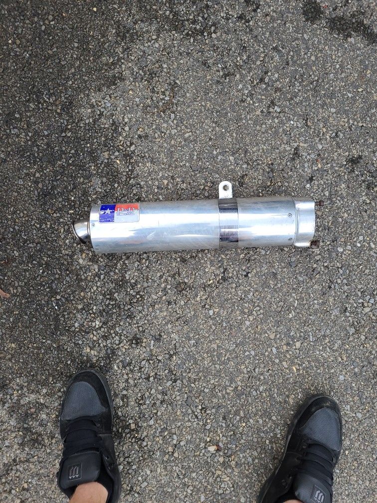 Muffler