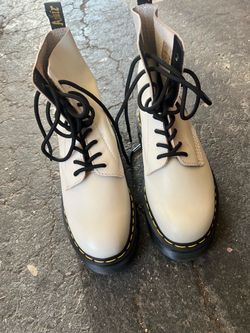 Dr.martens shoes