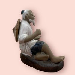 Vintage, Chinese Man Sculpture/statue/figurine 