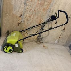 Sun Joe Electric Lawn Dethatcher 