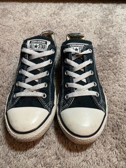 Size 3 Converse All Star Chuck Taylor Low Top Sneakers