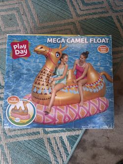 Camel Mega Pool Float