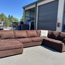 Sectional Couch 