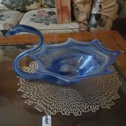 Glass Swan Decoration 