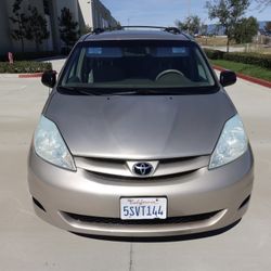 2006 Toyota Sienna LE