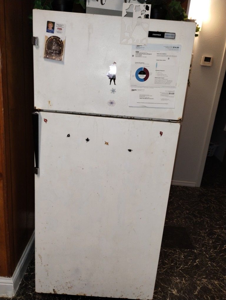 Refrigerator