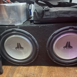 JL Audio 12s