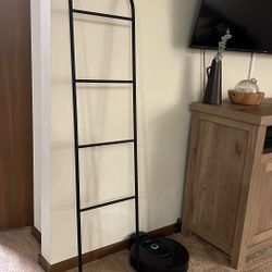 Metal Blanket Ladder 