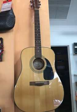 Gender Acoustic Guitar