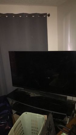 65 inch Visio tv with sound bar