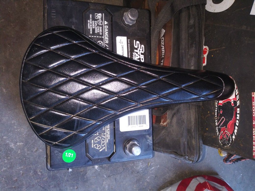 VINTAGE BLACK DIAMOND BMX BIKE SEAT