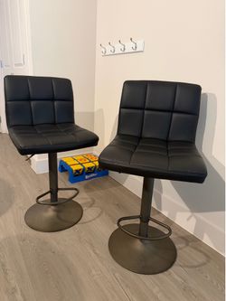 Barstools Set