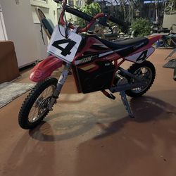 Razor MX650 Dirt Bike