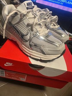 Nike vomero 5