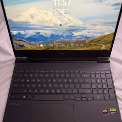 Great Gaming Laptop (Like Brand New!)