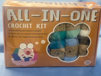 ChillFuzz ALL-IN-ONE Crochet Kit