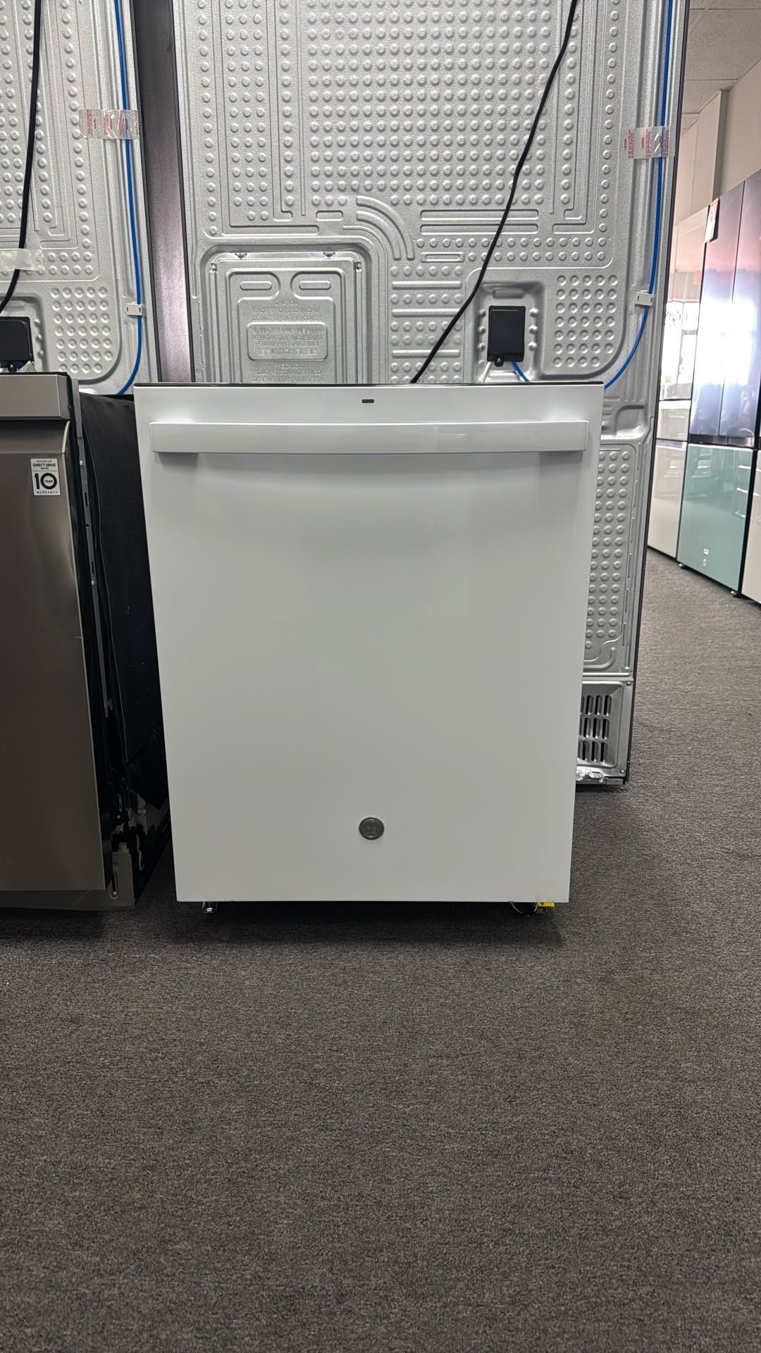 Dishwasher White