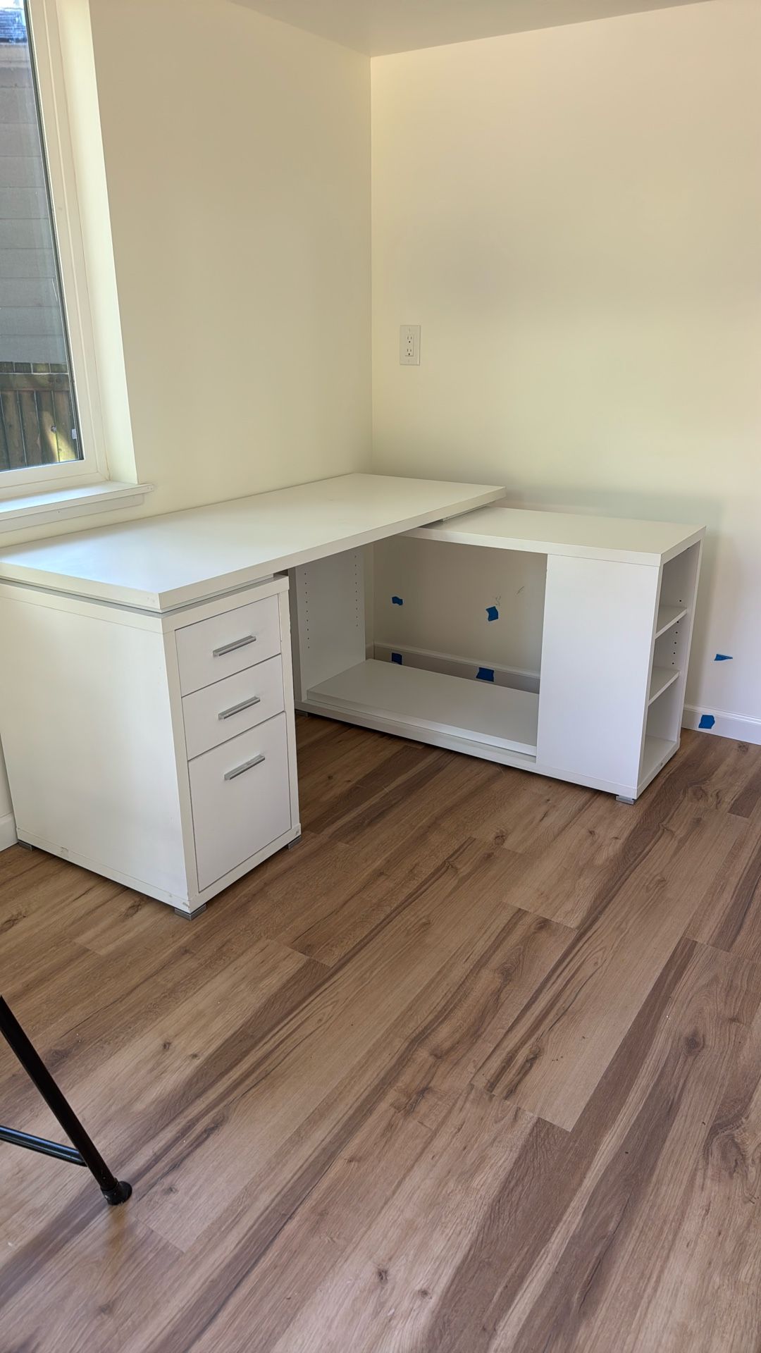 White Desk