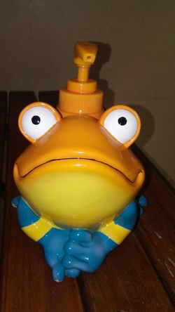 Frog soap dispenser.