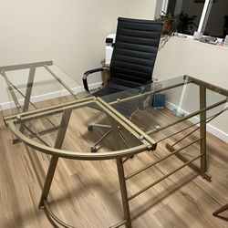 Lightly Used desk! 