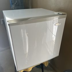 Haier mini fridge