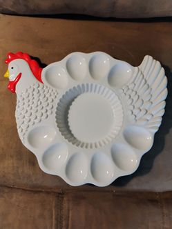 Vintage hen shaped deviled egg platter