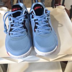 AND1 Delta Boys Gym Shoes (new In Box). Size 7