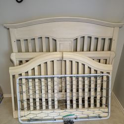 Babi Italia Mayfair 3 in 1 Convertible Crib