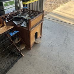 Dog House 