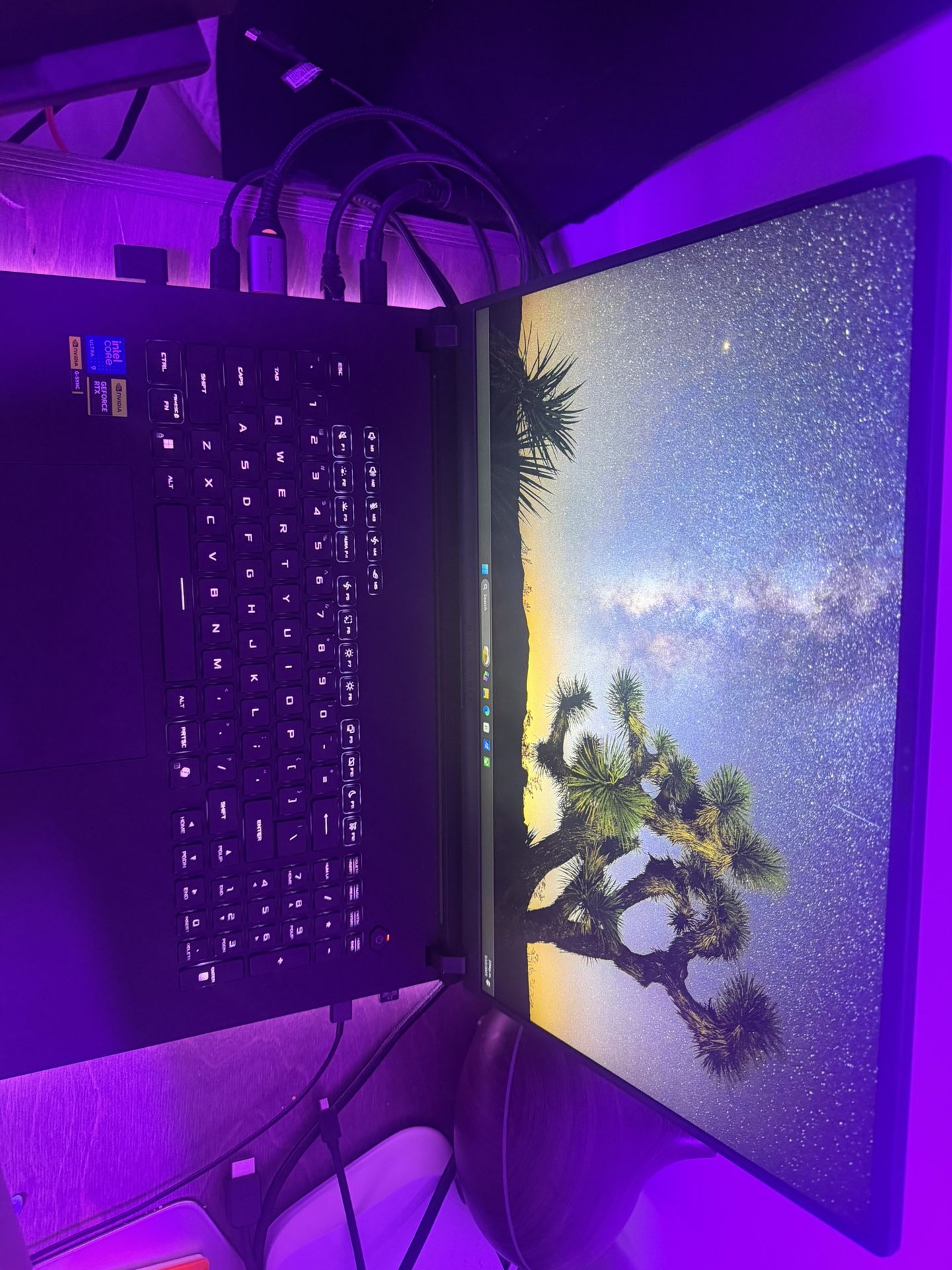 ASUS ROG Strix SCAR 18 G835LX-XS98 18" RTX 5090 Gaming Laptop Computer