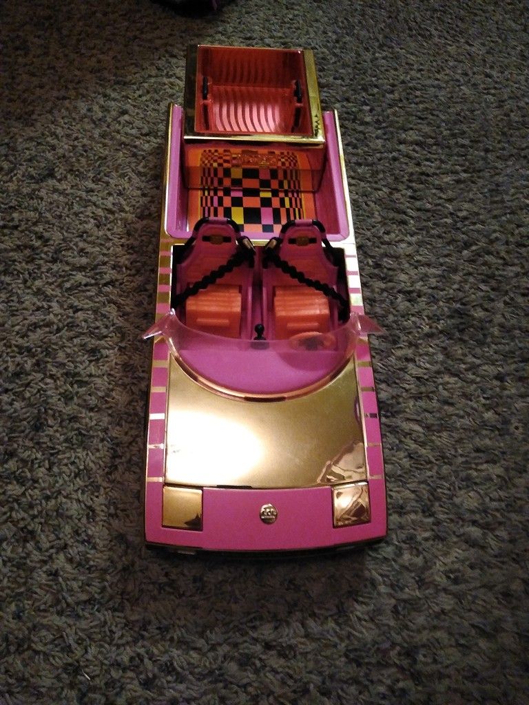 LoL Surprise Car-pool Coope