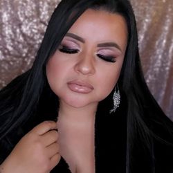 Maquillajes y peinados