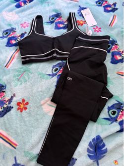 Alo yoga set leggings and bra
