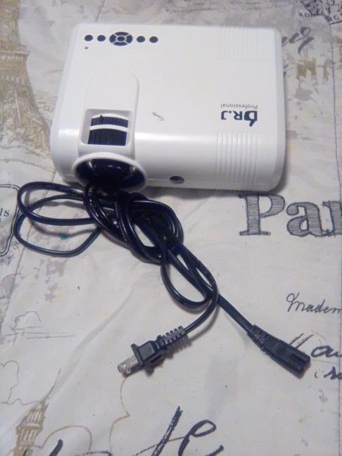 Dr.J Professional Mini Projector