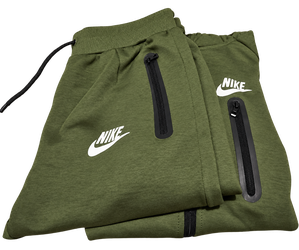 TECH SET - OLIVE  - BRAND NEW
